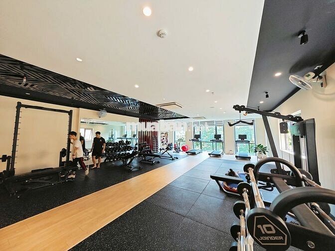 Cho thuê văn phòng Lê Trọng Tấn 270m2 50tr lô góc mặt tiền 13m