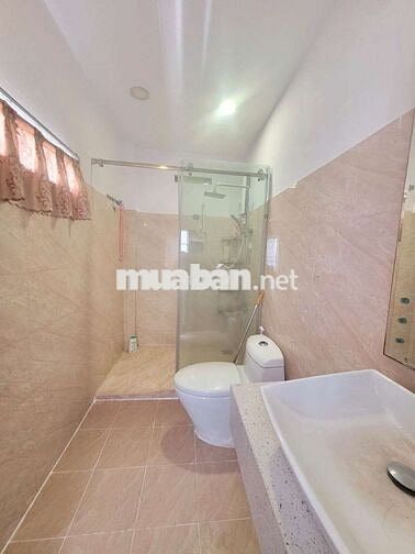 CHO THUÊ NHÀ 4,5×29, 1 TRỆT, 2 LẦU, GẦN AN SƯƠNG. BÀ ĐIỂM, HM. 13TR
