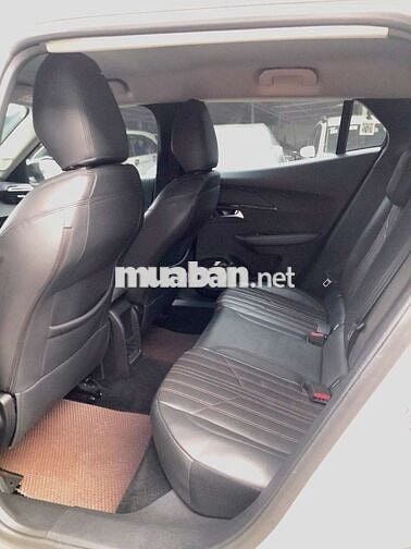Peugeot 2008 AT 2022 Trắng như mới