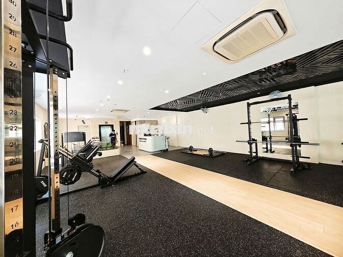 Cho thuê văn phòng Lê Trọng Tấn 270m2 50tr lô góc mặt tiền 13m