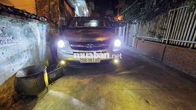 Hyundai H-1 2015 Ghi 274786 km