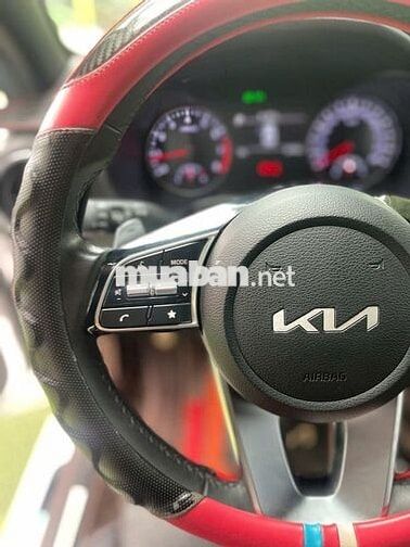 KIA K3 2.0 PREMIUM 2024 XE GIA ĐÌNH LƯỚT VAY 70%