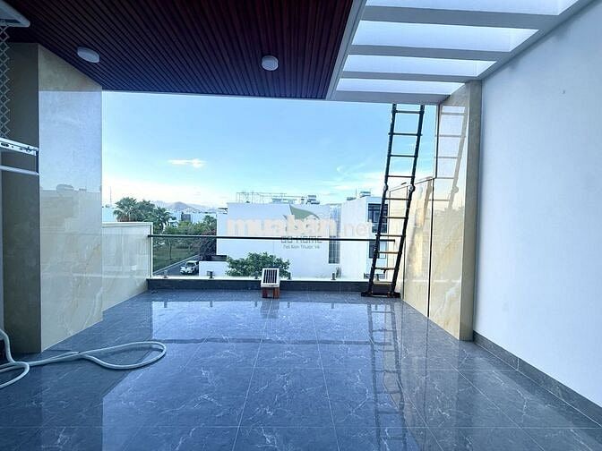 NHÀ MỸ GIA - CÓ THANG MÁY - 3 PHÒNG NGỦ FULL NỘI THẤT 