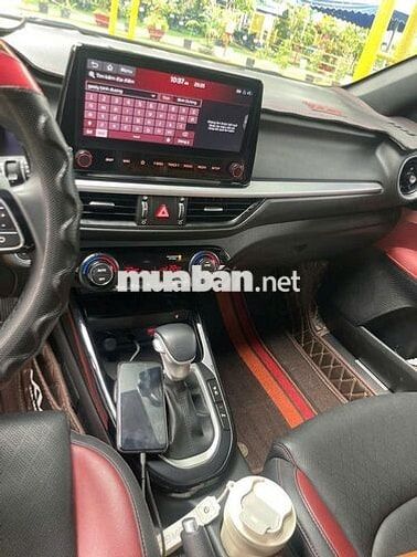 KIA K3 2.0 PREMIUM 2024 XE GIA ĐÌNH LƯỚT VAY 70%
