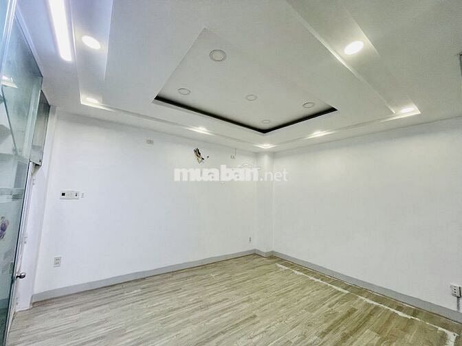 MB nguyên tầng 1, 100m2 Bùi Trang Chước