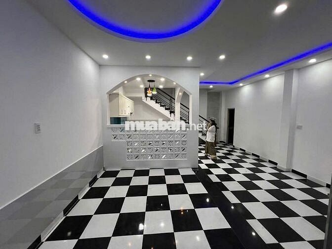 👉 NHÀ MỚI HXH THĂNG LONG_7x15m_TRỆT 3 LẦU, ĐANG TRỐNG.