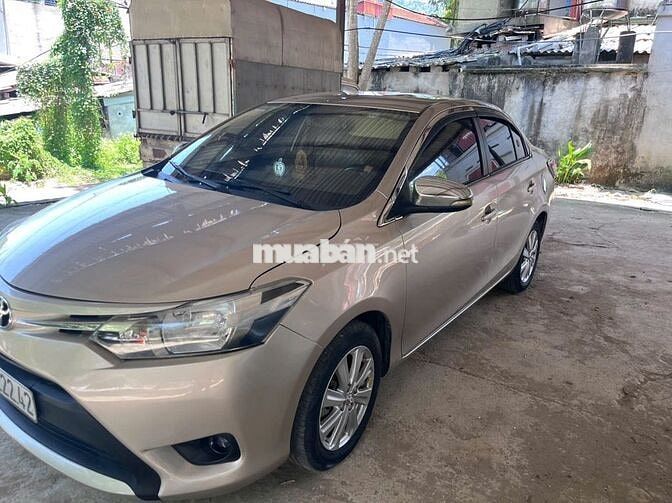 Toyota Vios E 2018 Số sàn Vàng cát