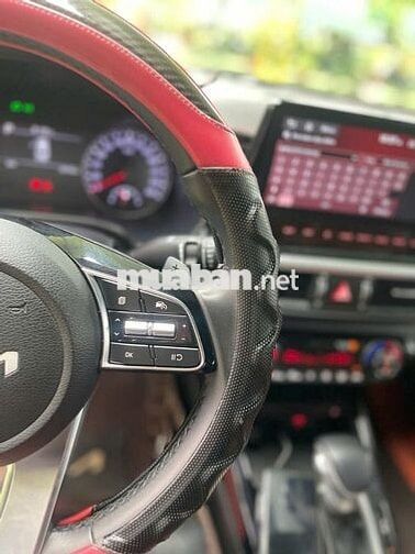 KIA K3 2.0 PREMIUM 2024 XE GIA ĐÌNH LƯỚT VAY 70%