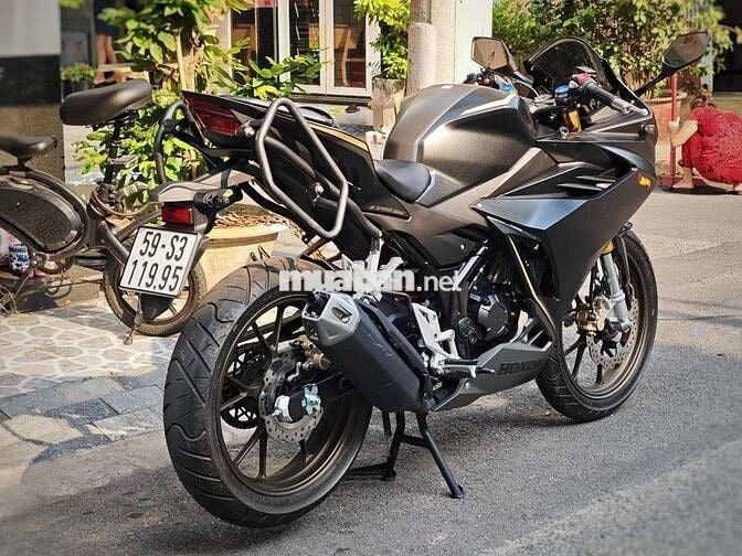 Honda CBR150R 2023 Đen 4000km