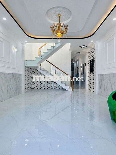 🏡 NHÀ 1 TRỆT 1 LẦU 100M² GIÁ 2TỶ5, 4PN, SÂN ÔTÔ, SHR ĐẸP 🏡