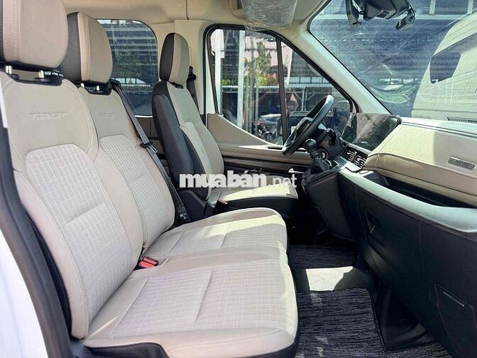 Ford Transit 2024 LƯỚT 1 VẠN XE RẤT MỚI 99%