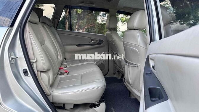 Toyota Innova 2.0G số tự động, một chủ