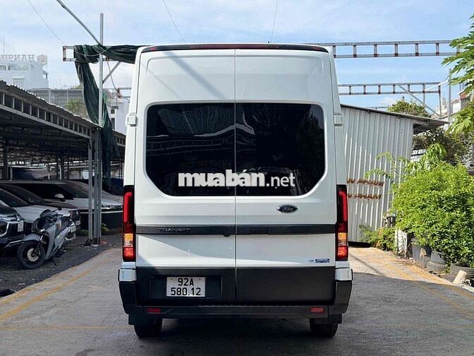 Ford Transit 2024 LƯỚT 1 VẠN XE RẤT MỚI 99%
