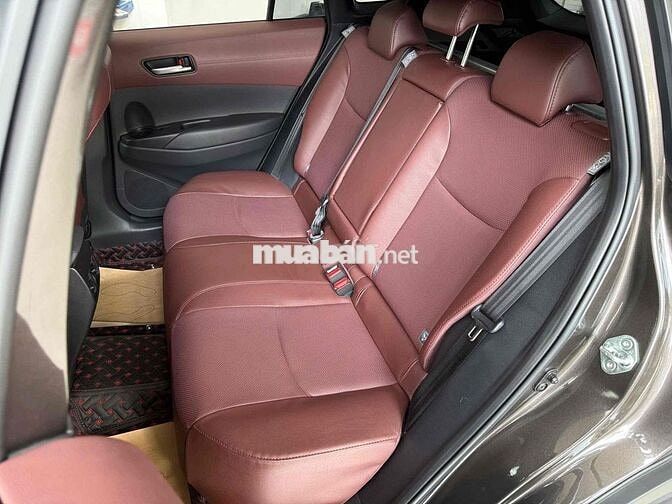 Cross 1.8V 2023 đi nhẹ 5000km