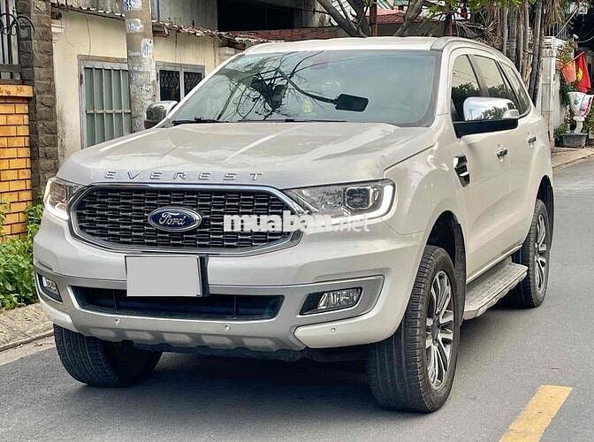 Ford Everest 2022 Titanium Trắng 23.000km
