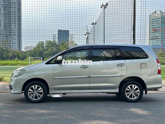 Toyota Innova 2.0G số tự động, một chủ