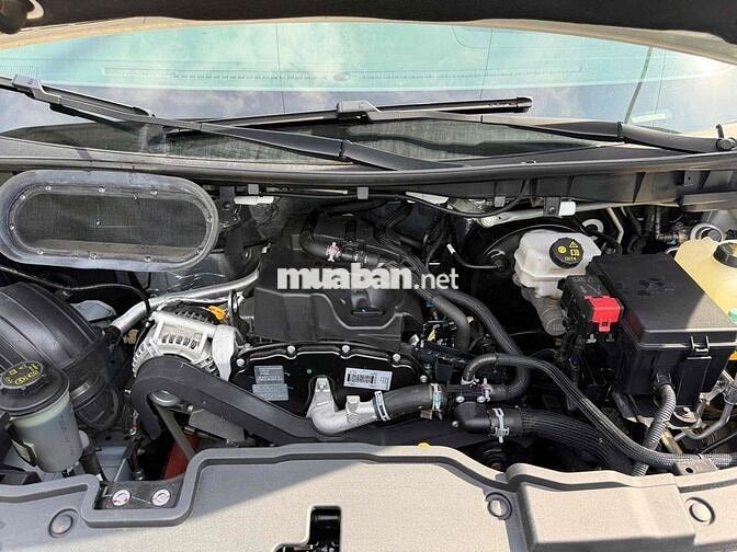 Ford Transit 2024 LƯỚT 1 VẠN XE RẤT MỚI 99%