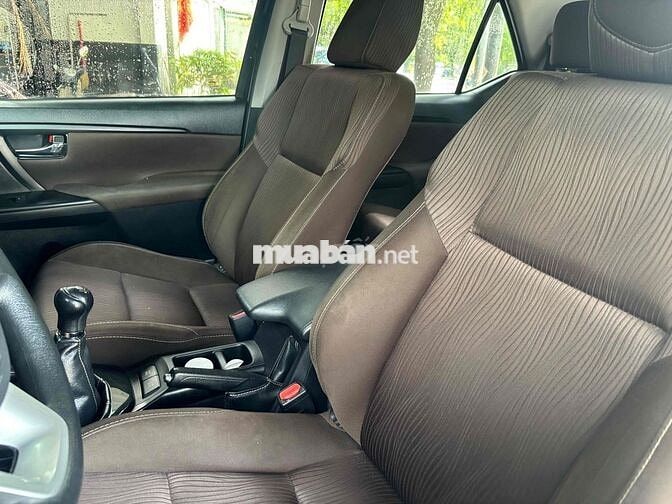 Toyota Fortuner 7 chỗ Đen số sàn rin không lỗi