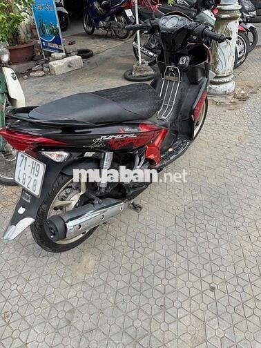 Yamaha Novo 4 Đỏ đen