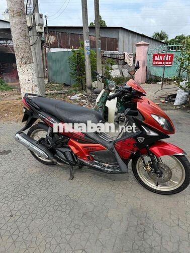 Yamaha Novo 4 Đỏ đen