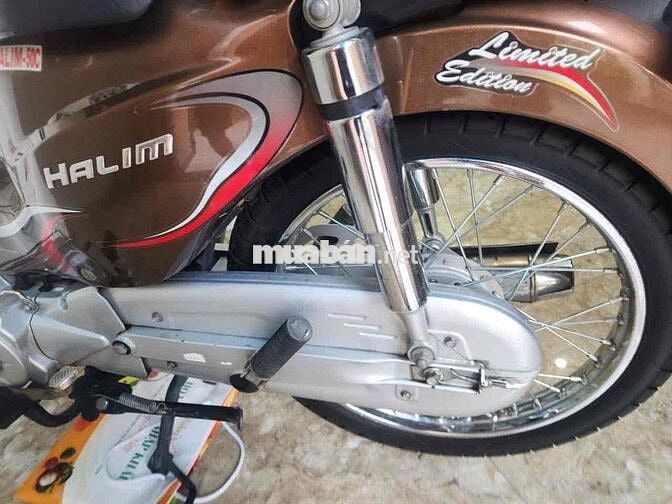 Xe máy Cub 50cc màu Nâu