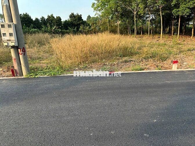 Cần bán đất ngang 10m DT 945,7m² (100m² thổ cư) Giá tổng 800TR