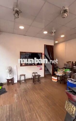 Cho thuê Góc 2 MT 472 CMT8, 5x15m, 1 trệt 1 lầu , 38tr