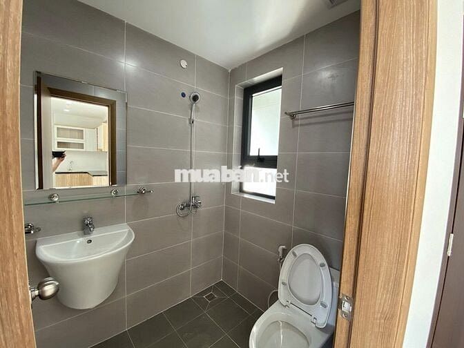 Cho thuê căn hộ Bcons Plaza căn góc , DT: 56m2 2pn,2wc giá 6,2tr/tháng