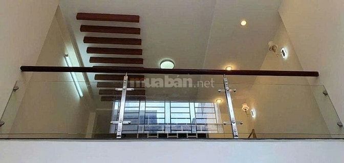 Nhà mới 1 Trệt Lững 3 Lầu 4x14m 6 Phòng hẻm 212B Nguyễn Trãi