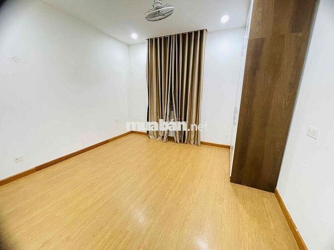 CHO THUÊ NHÀ PHỐ TÂN QUY ĐÔNG Q7, TRỆT 2 LẦU 4PN 25 TRIỆU/ THÁNG