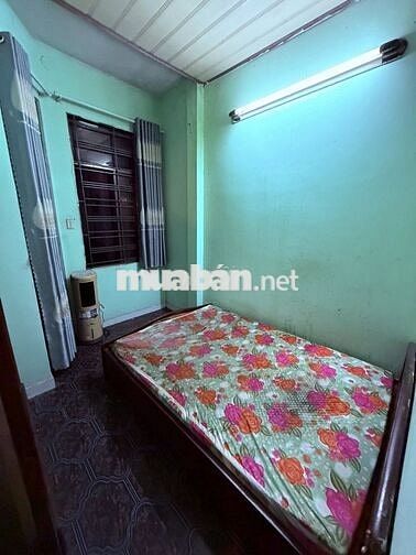 Phòng trọ NAM - Quận 4 - 2,2 triệu/tháng - 20m2