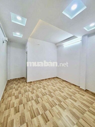 Nhà Khu Xóm Giá 4x15m 1Lửng - 2Lầu ST (4PN 5WC) Đường 8m. Hồng Bàng