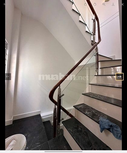 Bán nhà 4 tầng căn góc Trần Đình Xu Q1 mới đẹp chỉ 6,68 tỷ.