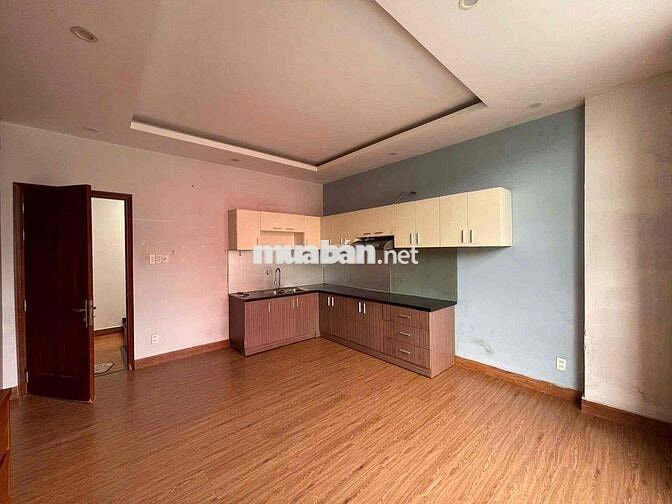 Nhà Hiệp Thành căn góc 1 trệt 2 Lầu 4pn 3wc sẵn 3 máy lạnh