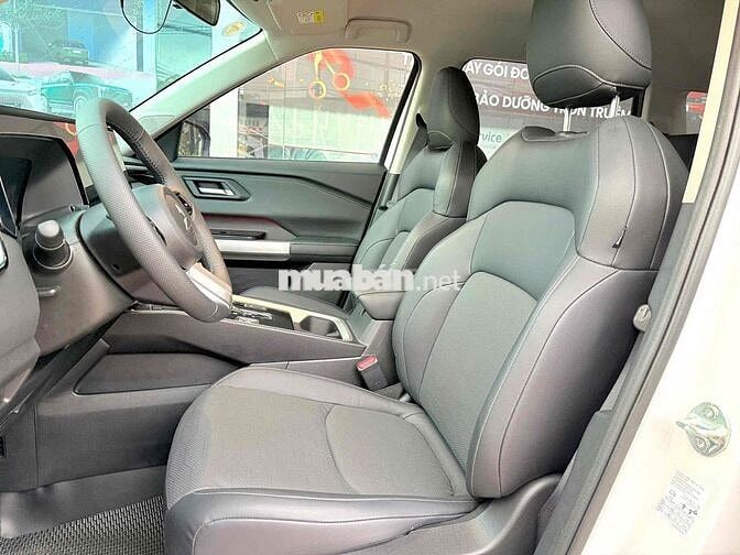 Mitsubishi Destinator Premium 2026 1.920km Trắng