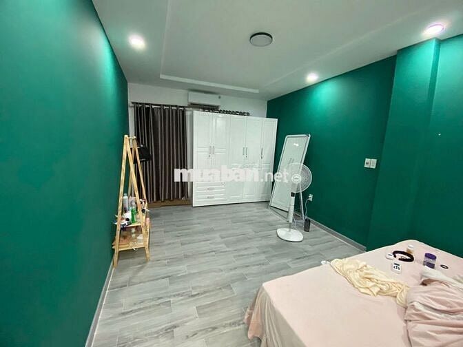 Nhà Nguyên Căn Full Nội Thất Đường Nguyễn Duy Dương - 2PN 2WC