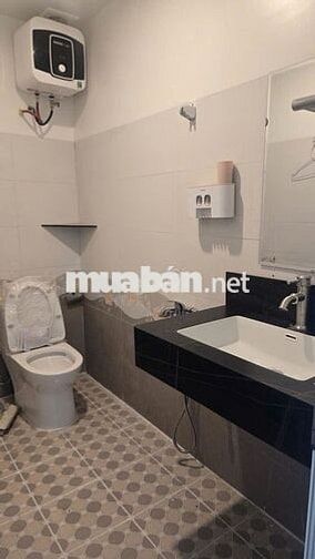 Cho thuê nhà có 5 Tầng *40m2, 2 mặt thoáng, 12tr. 180/25 tây mỗ