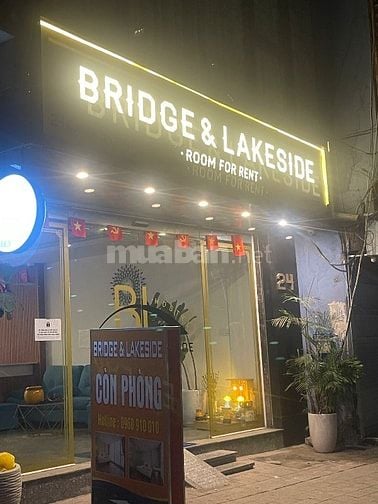 Cần tuyển nữ thư ký có ngoại hinh