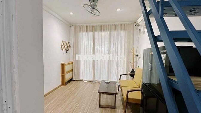 Nhà Nhỏ 15m2 Q4 Gần Công Viên, Kế Q1 Q7