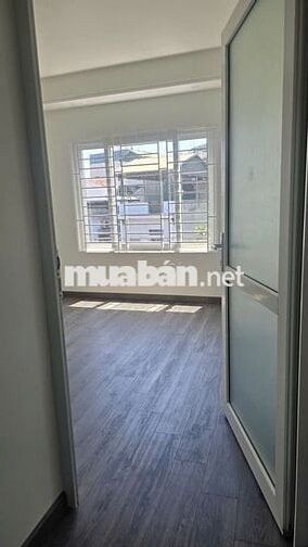 Cho thuê nhà có 5 Tầng *40m2, 2 mặt thoáng, 12tr. 180/25 tây mỗ