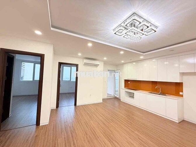 Do cần tiền nên em bán căn chung cư Eurowindow toà River
