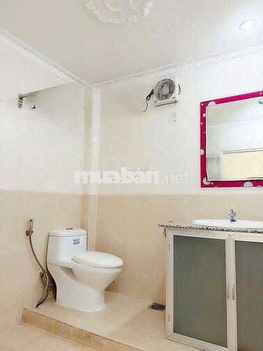 CHO THUÊ NHÀ MT HỌ LÊ  phường Phú Thọ Hoà: 3,8 x 20 m đúc 1 trệt , 1 t