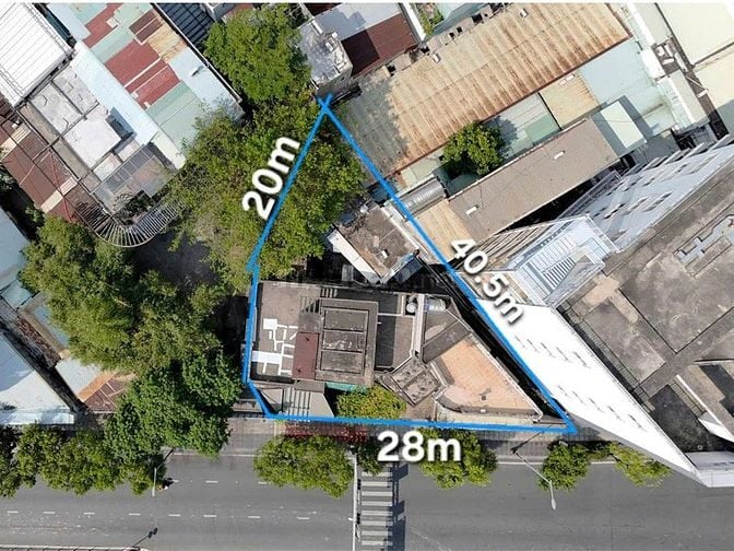 Bán khu đất vàng 465m2 mt Nguyễn Văn Trỗi, ngang 28m, HĐT 45tr/th