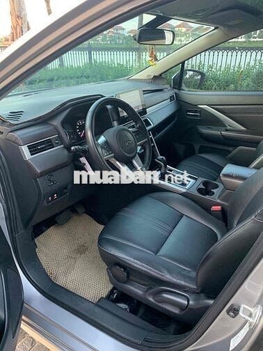 Mitsubishi Xpander Bạc 7 chỗ