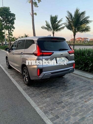 Mitsubishi Xpander Bạc 7 chỗ