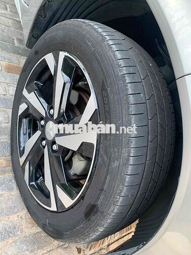 Mitsubishi Xpander Bạc 7 chỗ