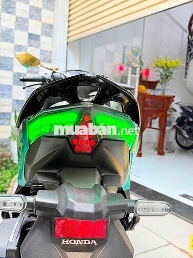 Honda Vario 125i 2025 Đen Xanh 2700km