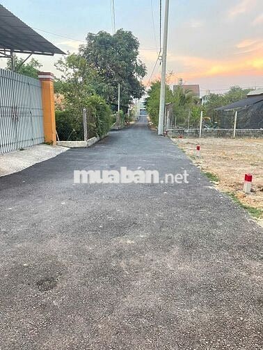 Bán gấp lô đất 100m2(5x20)giá 1tỷ400 đườngTrung Lập xãTrung Lập Thượng