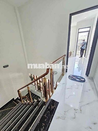 NHÀ MỚI 2 TẦNG – MẶT TIỀN ĐƯỜNG SỐ 4 – NGAY KHU ẨM THỰC LÀNG ỐC – QUẬN