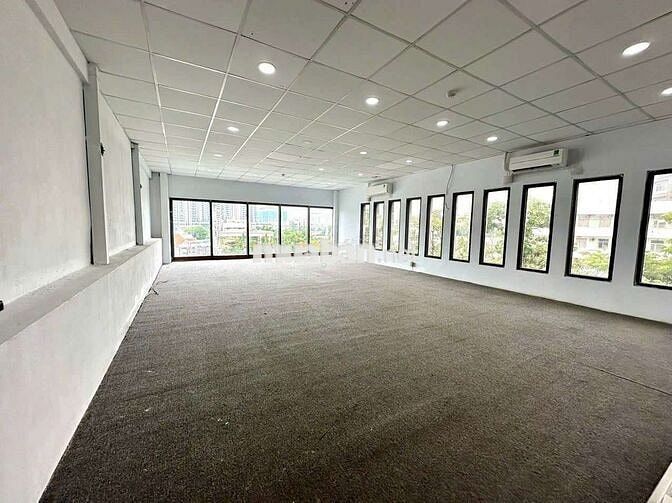 🏢 Office For Lease | CBD Location | Flexible Sizes From 70m² – 160m²